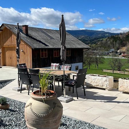 Sonnenschein Appartement- Und Ferienhaus Mit Terrasse Und Garten Eibiswald Exterior foto