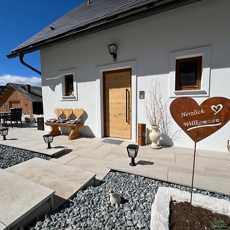 Sonnenschein Appartement- Und Ferienhaus Mit Terrasse Und Garten Eibiswald Exterior foto